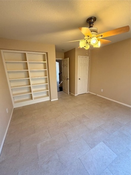 Building Photo - 906 Taylor Ridge Dr