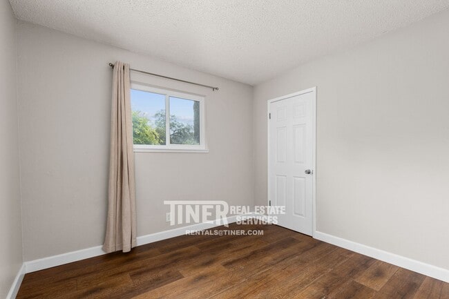 Building Photo - 3960 Annabelle Ave