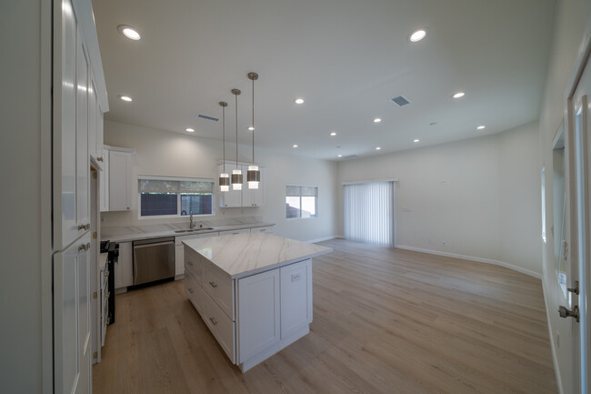 Building Photo - 25173 Vista Fusco