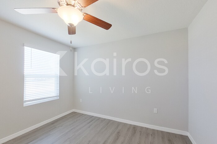 Building Photo - 8604 SW 44th Ct