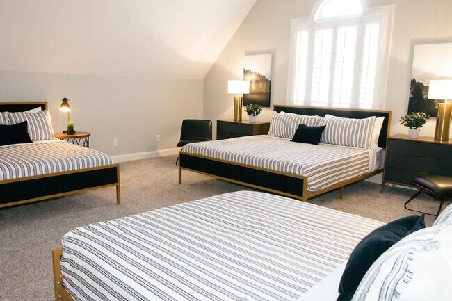 Building Photo - 131F Woodmont Blvd