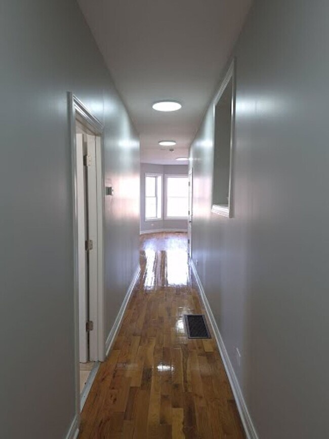 Building Photo - 4157 W Adams St - Unit 4159-3