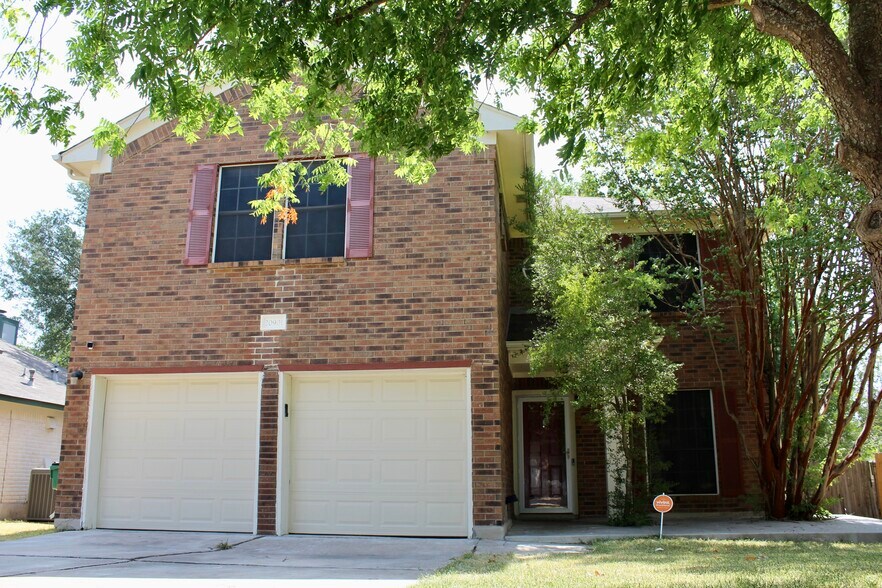 Building Photo - 20901 Racers Ford Ln