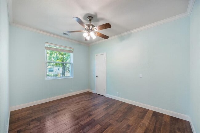 Building Photo - 4200 Canyon Glen Cir