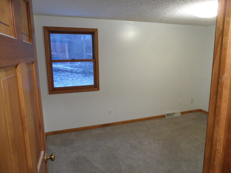 Building Photo - 921 Onondaga St