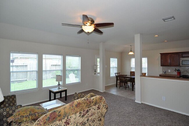 Building Photo - 22852 Lantern Hills Dr