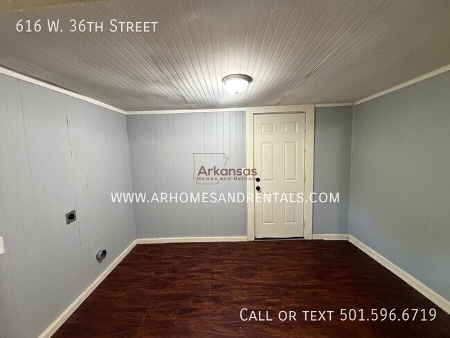 Building Photo - 616 W 36th St