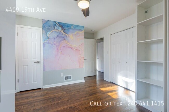 Building Photo - 4409 19th Ave