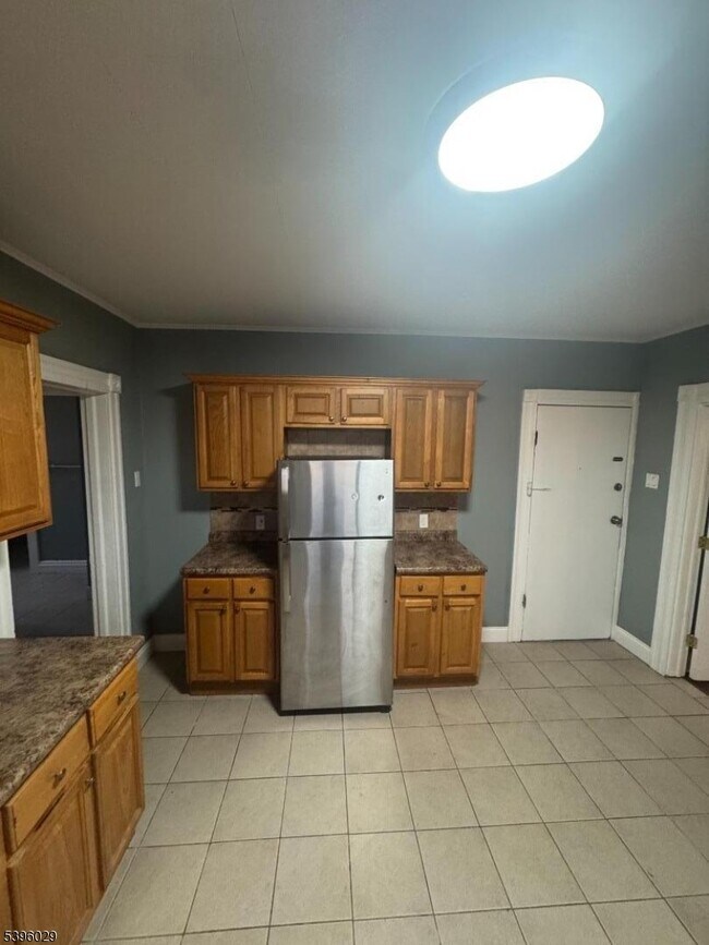 Building Photo - 117 Mechanic St