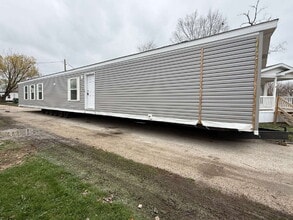 Building Photo - 430 N Crotty Ln