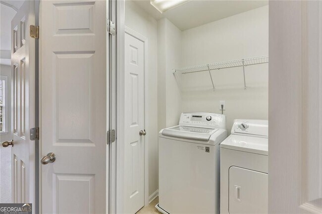 Building Photo - 366 Ardmore Ct NW