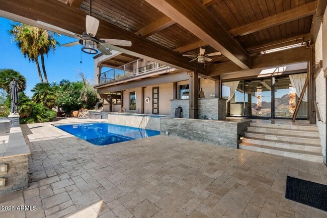 Building Photo - 6900 N Highlands Dr