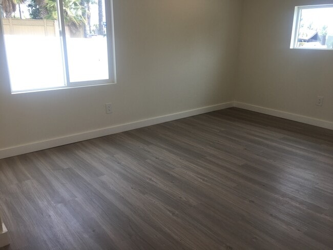 Building Photo - Updated 3 Bedroom Home in Pacific Beach!