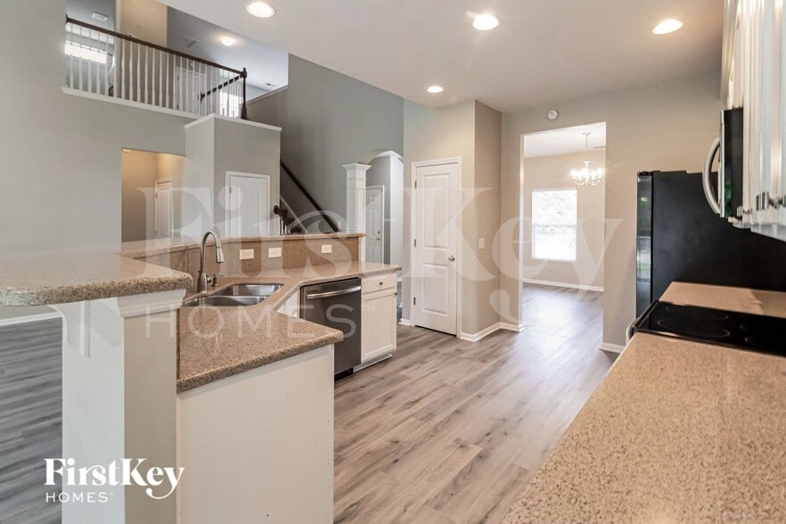 Building Photo - 918 Laurel Oak Ln