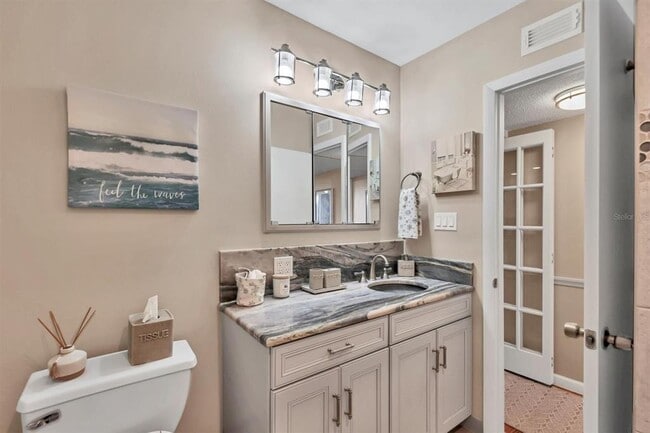 Building Photo - 761 John Ringling Blvd