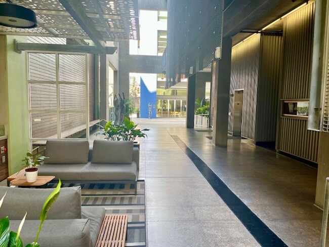 Building Photo - Great East Village Rental