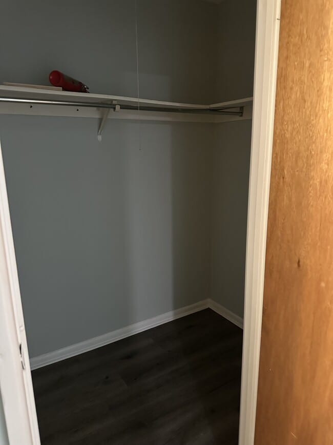 Building Photo - 598 Belmont Ave