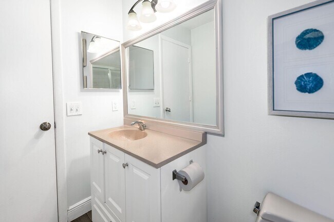 Building Photo - 3504 Waterview Cir