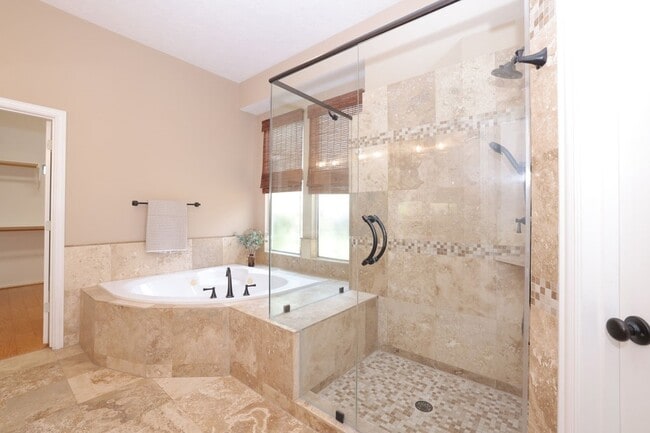 Building Photo - 22 Villa Canyon Pl