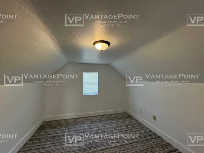 Building Photo - 2106 Thomas St