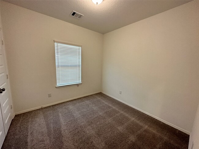 Building Photo - 16504 Moss Ln