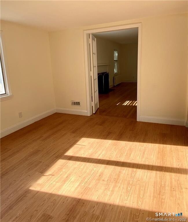 Building Photo - 63 Valley Rd