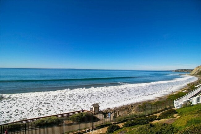 Building Photo - 33925 Faeroe Bay