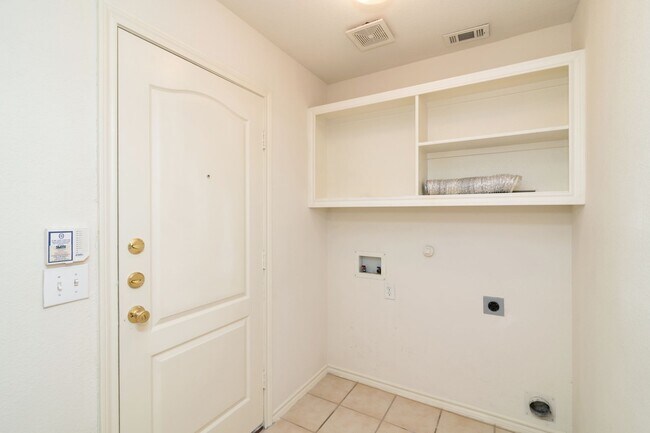 Building Photo - Beautiful 3 Bedroom Home Located in Allen, Texas!
