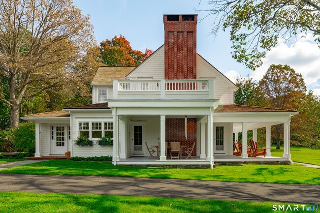 Building Photo - 198 Hemlock Hill Rd