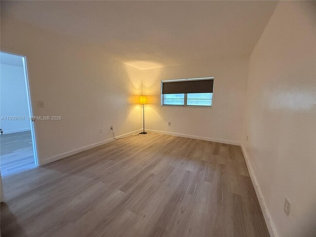 Building Photo - 2790 NE 201st Terrace