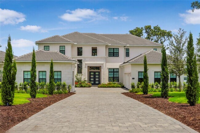 Primary Photo - 15023 Pendio Dr