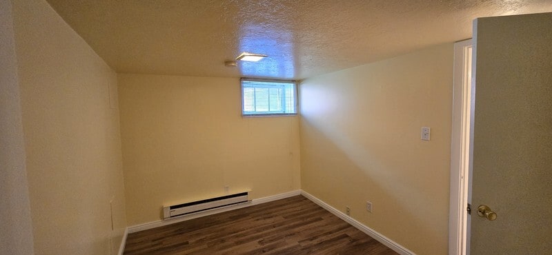 Building Photo - 1057 S 900 E