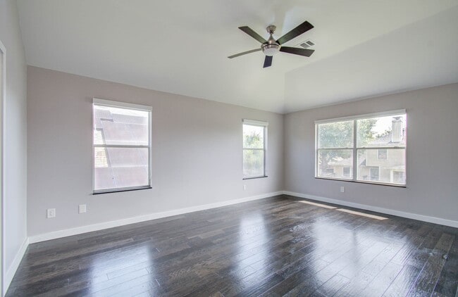 Building Photo - 21922 Gold Leaf Trail