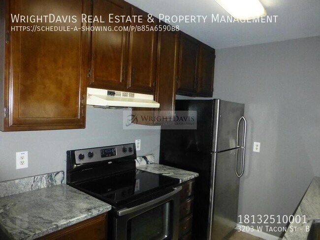 Building Photo - 3203 W Tacon St