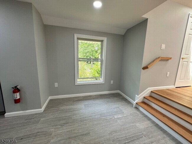 Building Photo - 26 Belmont Ave