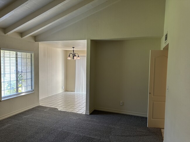 Building Photo - 6734 Cumberland Pl