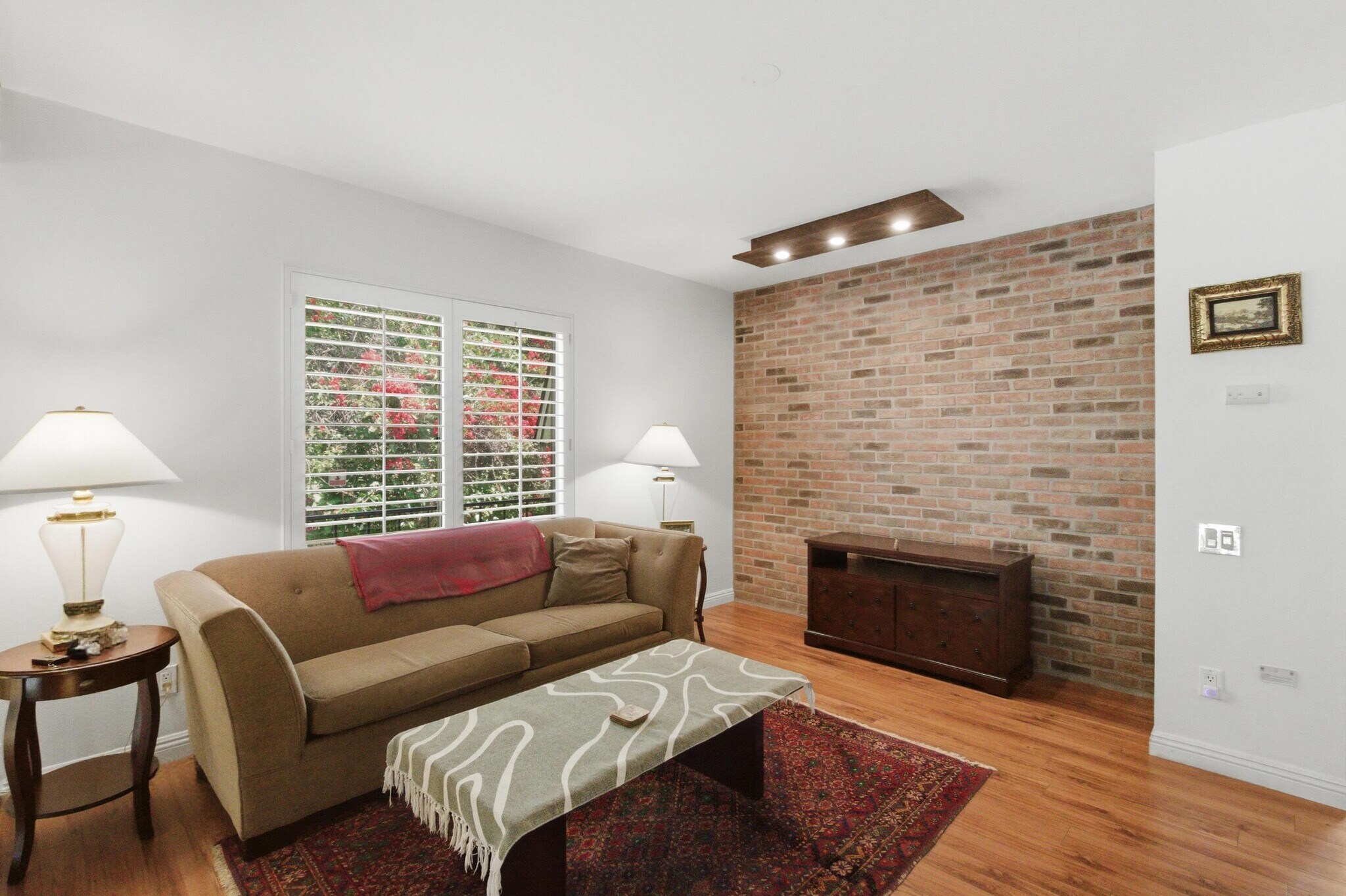 Building Photo - 6225 Shoup Ave
