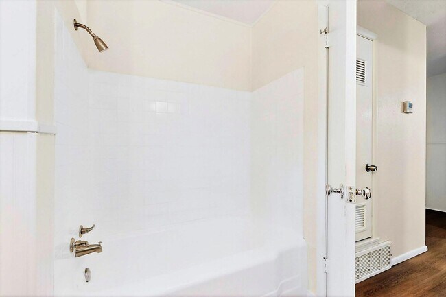 Building Photo - 3BR/2BA North Richland Hills Home with Updated Finishes