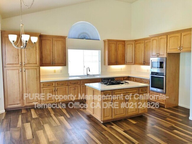 Building Photo - 31374 Corte Tunas