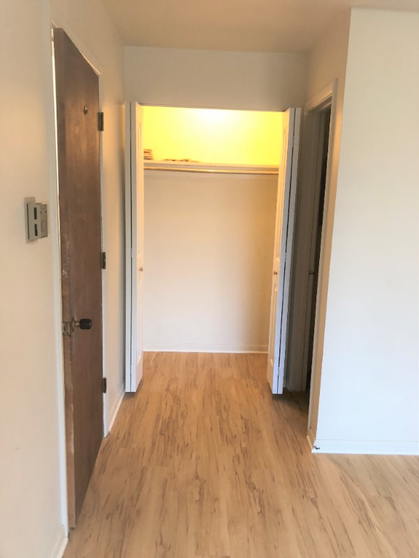 Building Photo - 6350 Forward Ave