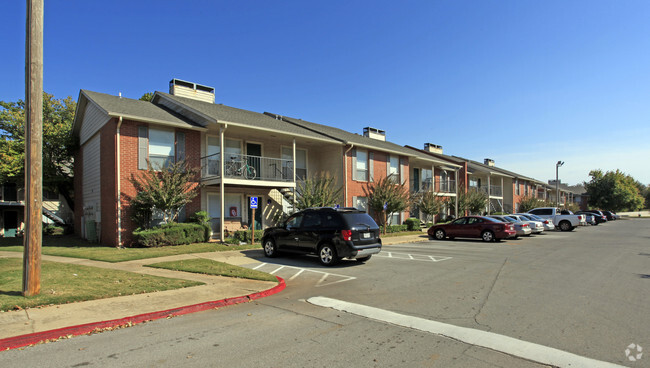 Primary Photo - Willow Creek Apartments