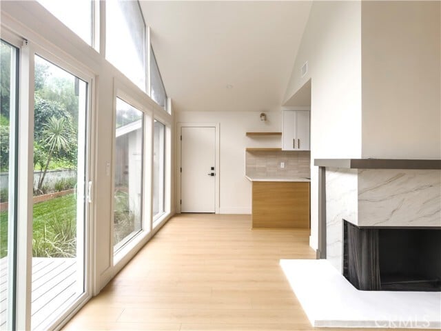 Building Photo - 5506 Cll De Ricardo