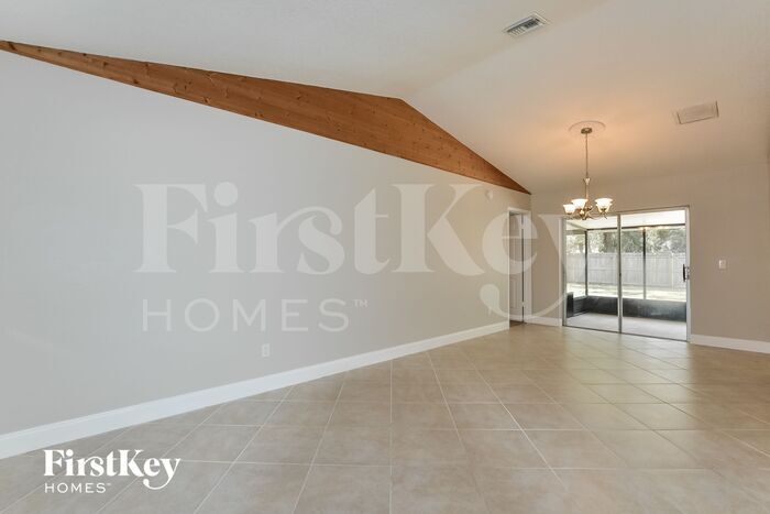 Building Photo - 241 Quail Cir