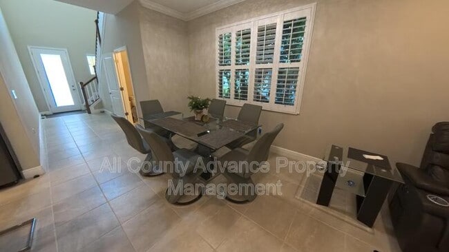 Building Photo - 2268 Spring Lake Ct