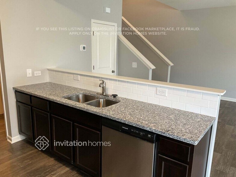 Building Photo - 5106 Shorthorn Way