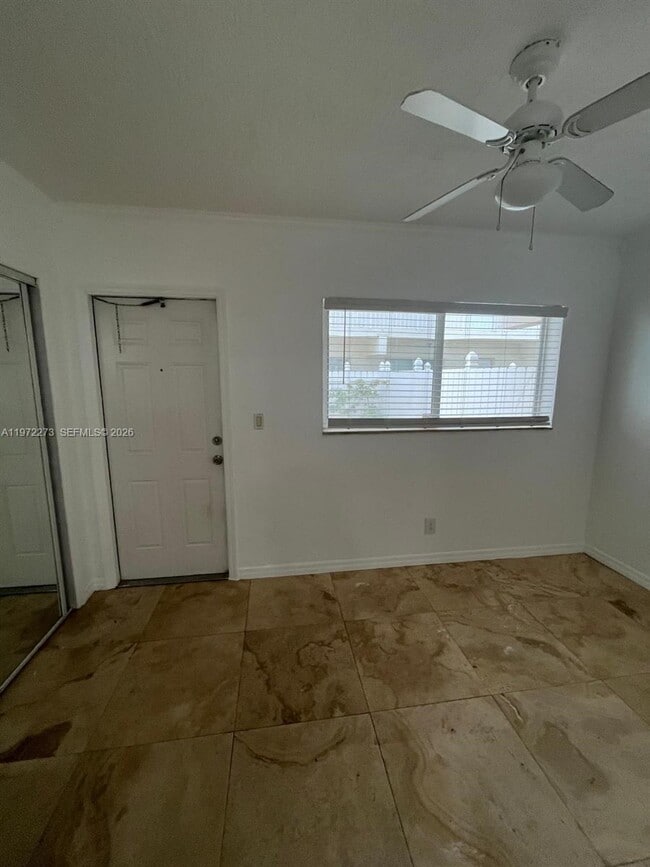 Building Photo - 1856 NE 46th St