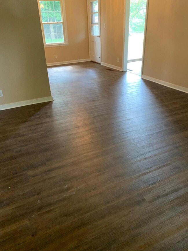Building Photo - 3516 Willowood Rd