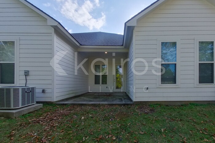 Building Photo - 15703 Boothy Ln