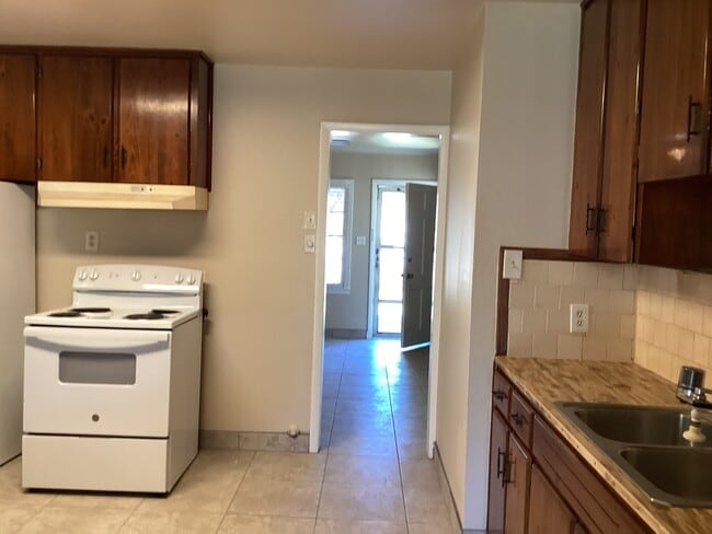 Building Photo - 3118 Grant St