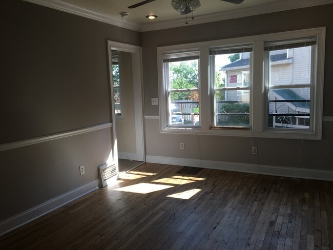 Building Photo - 234 N Summit St